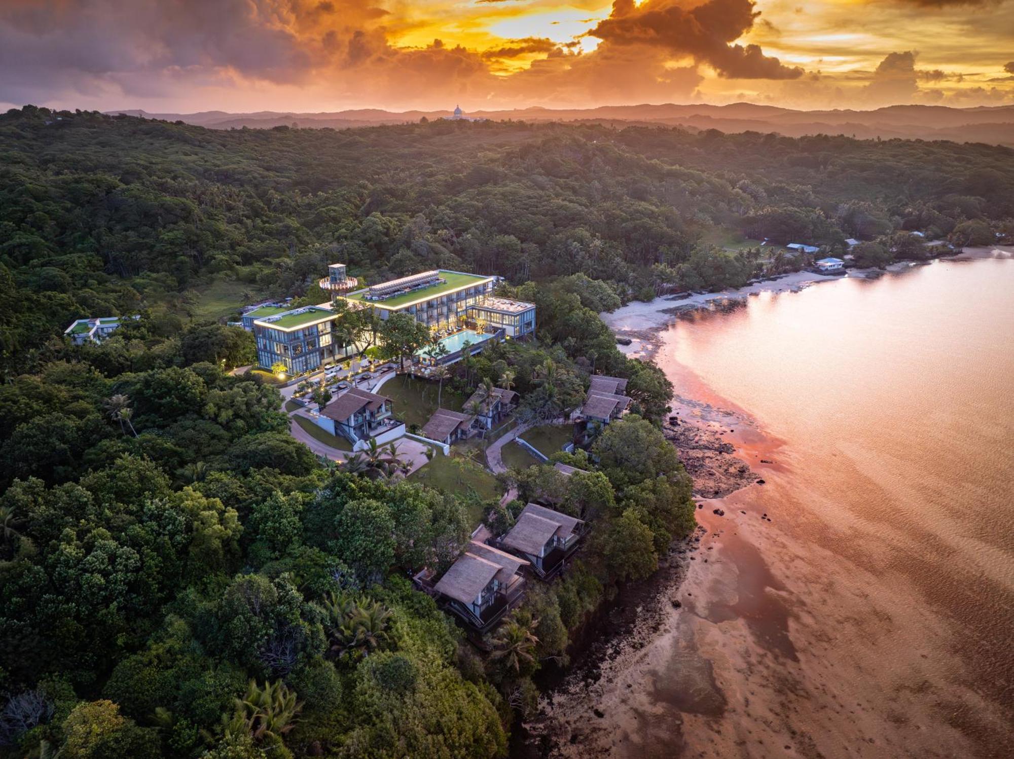 Palau Sunrise Sea View Landison Retreat Hotel Melekeok Exterior photo